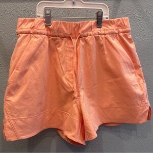 Lululemon Cinchable Waist High Rise Woven Short